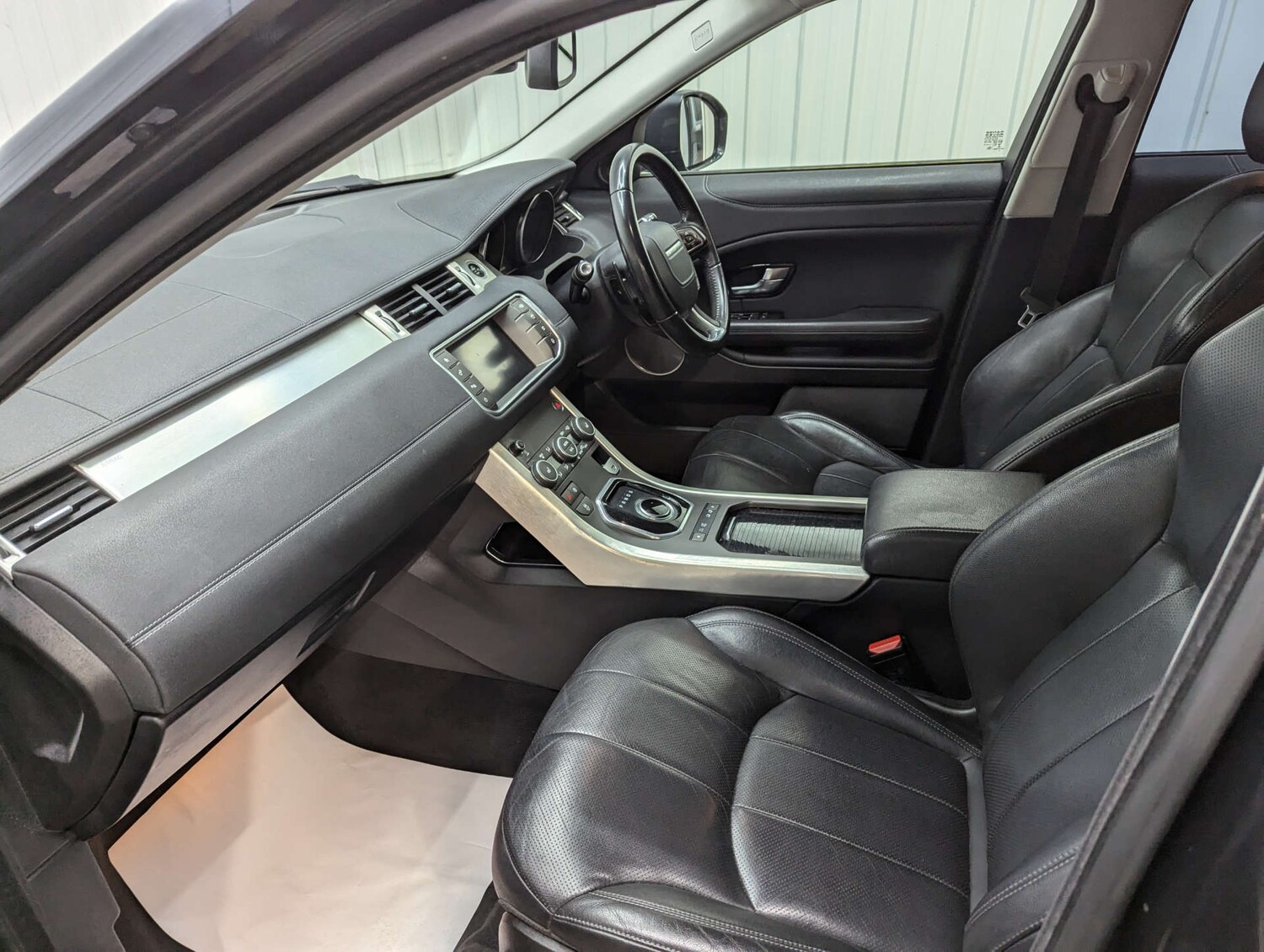 Used Land Rover Range Rover Evoque 2018 for sale - 77636171: Photo 51