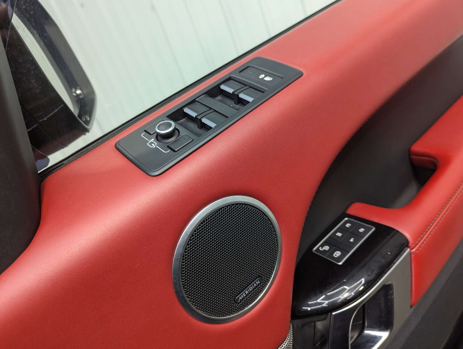 Used Land Rover Range Rover Sport 2016 for sale - 77650517: Photo 79