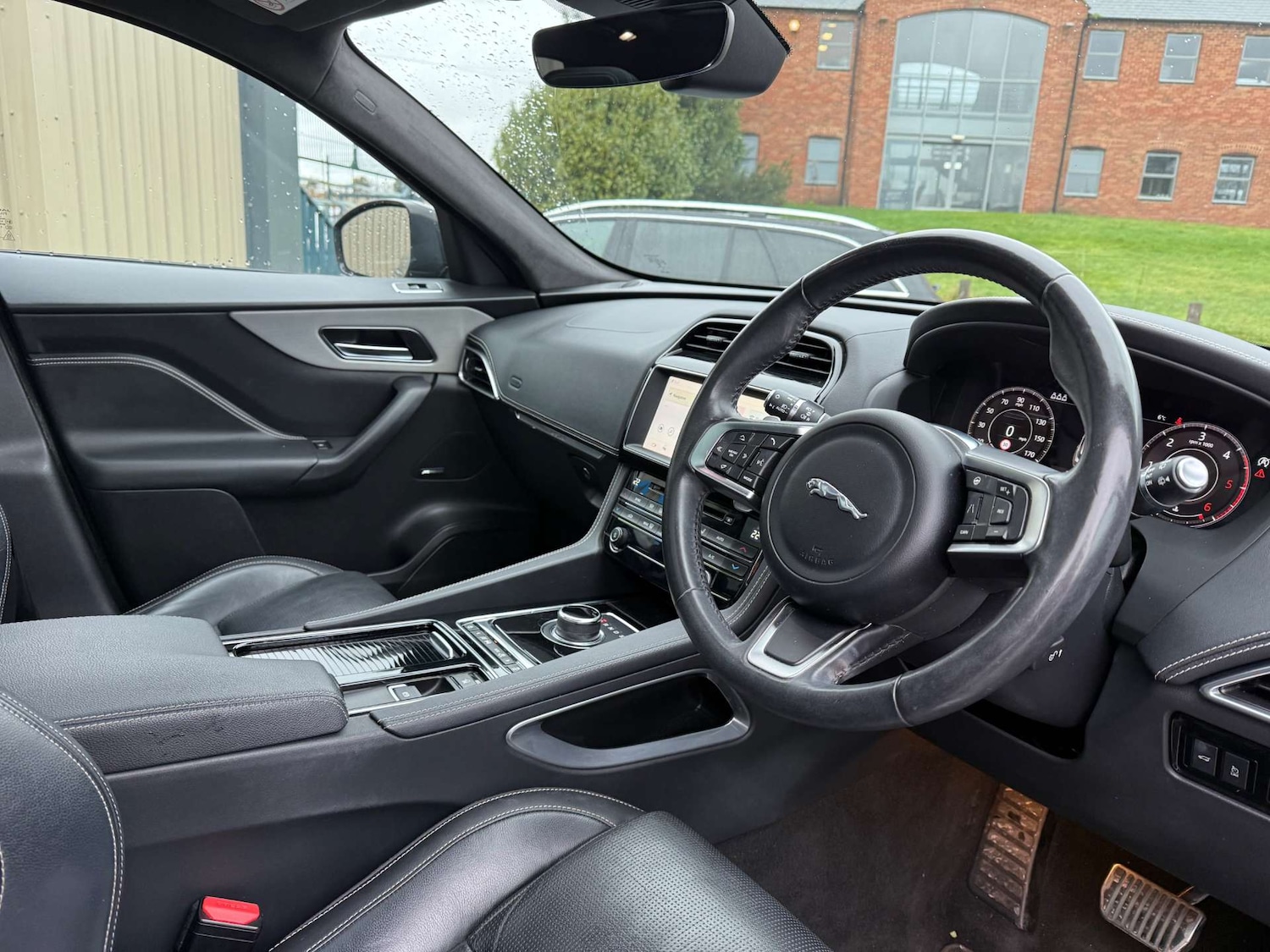 Used Jaguar F-Pace 2020 for sale - 77383388: Photo 13