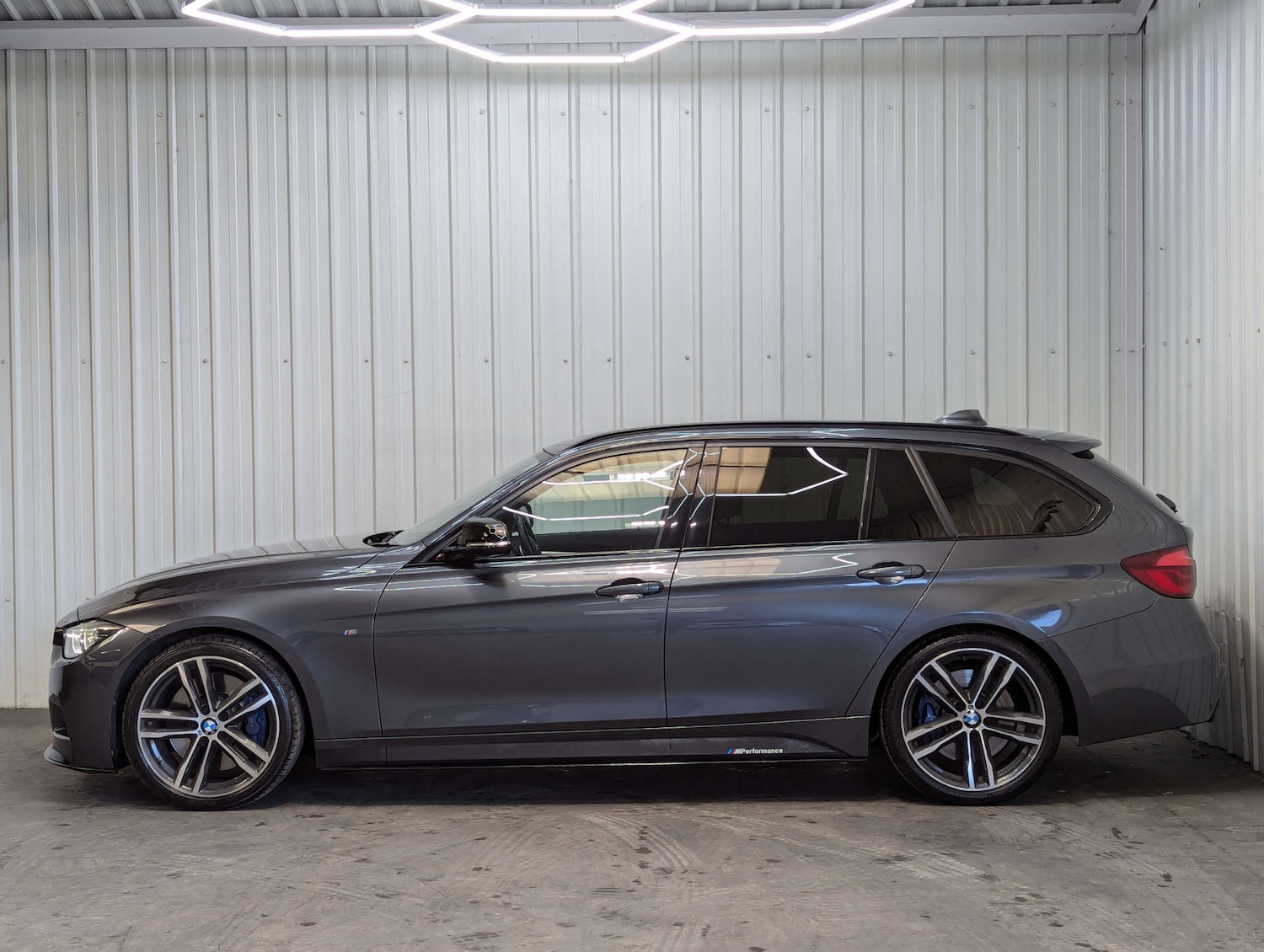 Used BMW 3 Series 2019 for sale - 77086080: Photo 15