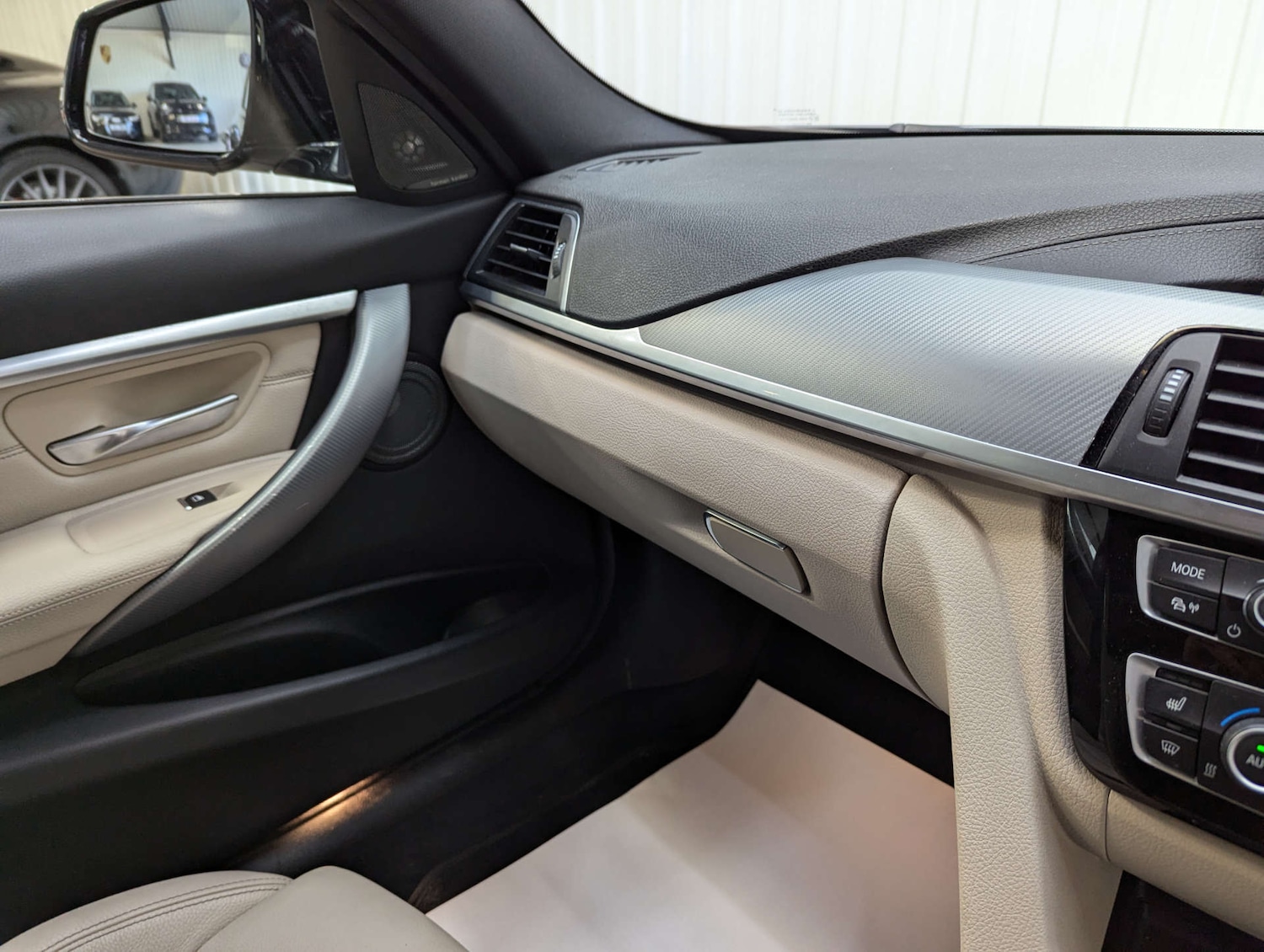 Used BMW 3 Series 2019 for sale - 77086080: Photo 89