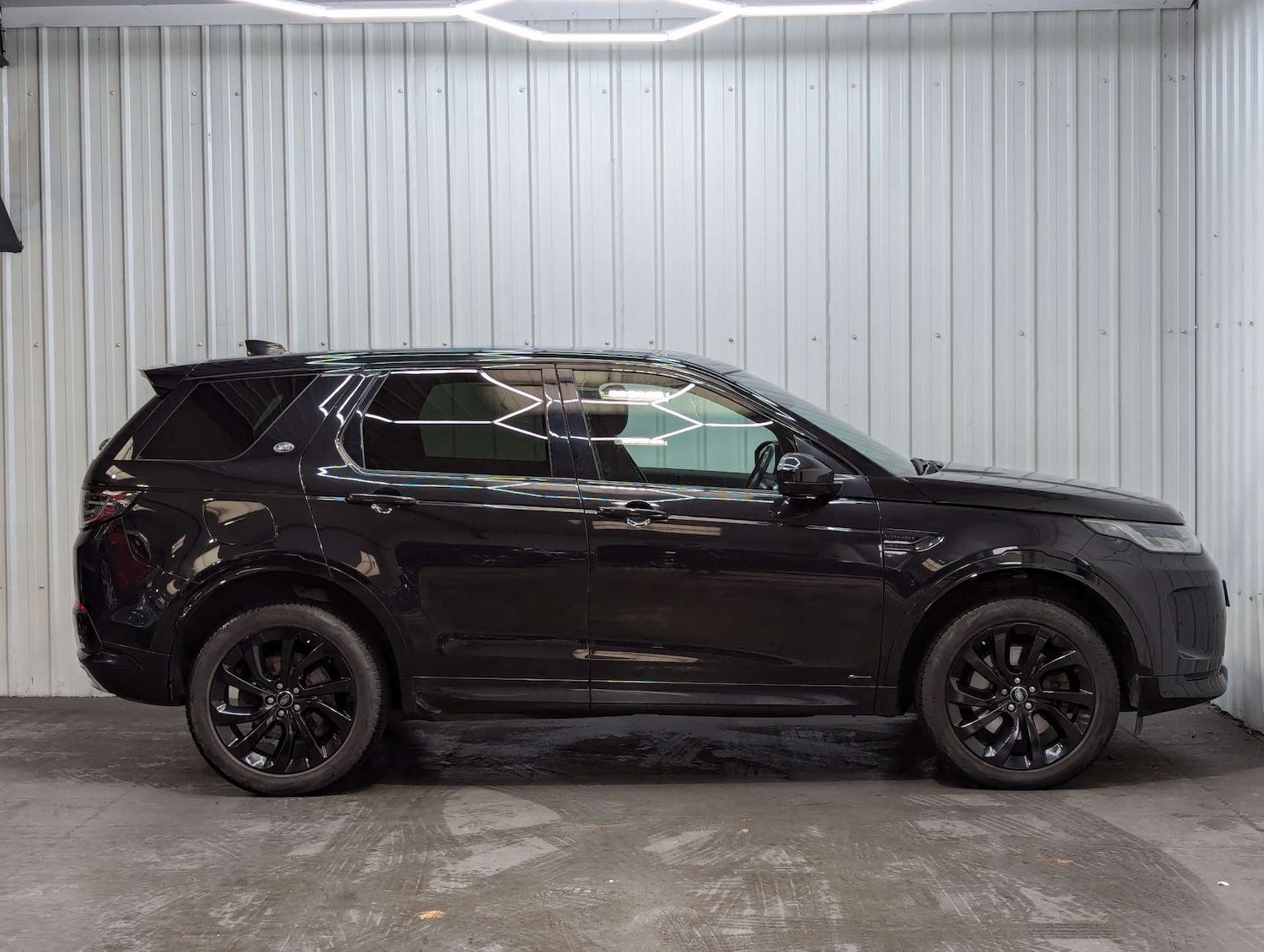 Used Land Rover Discovery Sport 2020 for sale - 76776299: Photo 13