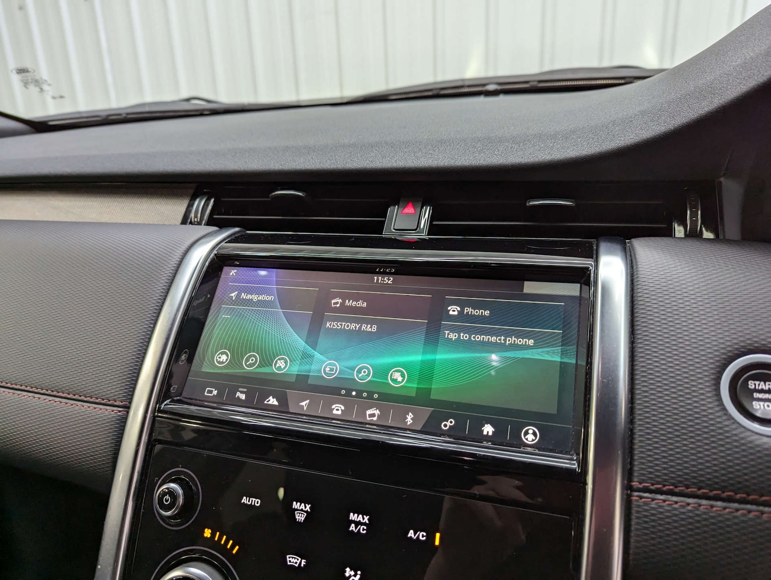 Used Land Rover Discovery Sport 2020 for sale - 76776299: Photo 84