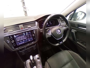 Used Volkswagen Tiguan 2019 for sale - 77541320: Photo