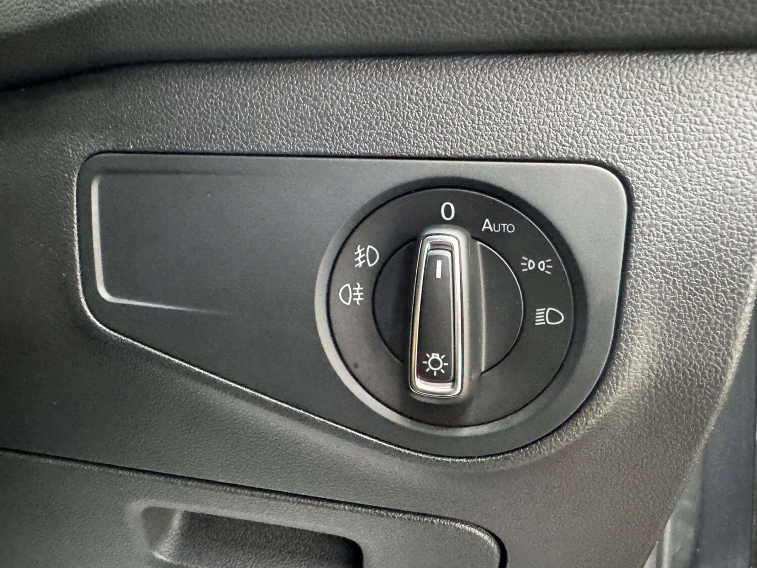 Used Volkswagen Tiguan 2019 for sale - 77541320: Photo 81