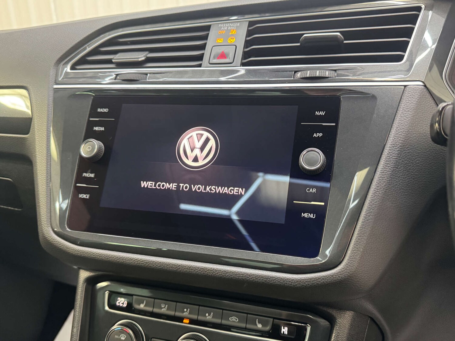 Used Volkswagen Tiguan 2019 for sale - 77541320: Photo 84