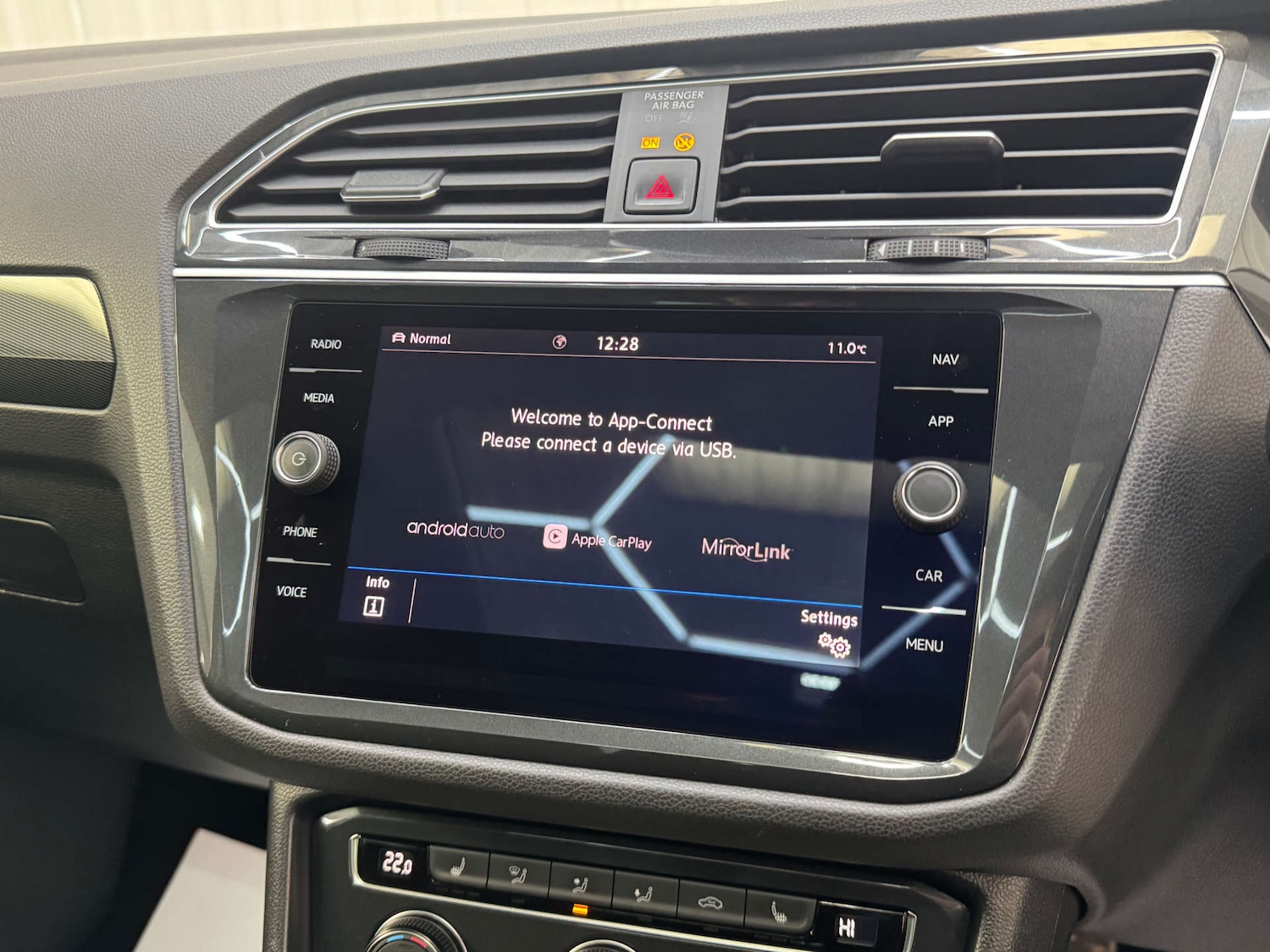 Used Volkswagen Tiguan 2019 for sale - 77541320: Photo 90