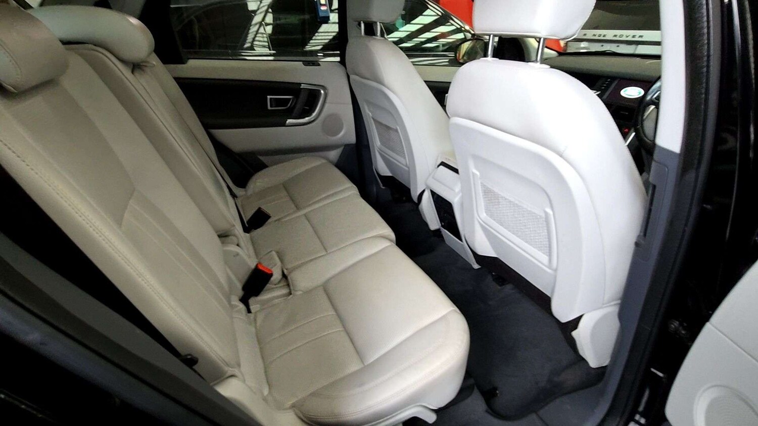 Used Land Rover Discovery Sport 2018 for sale - 77656576: Photo 16