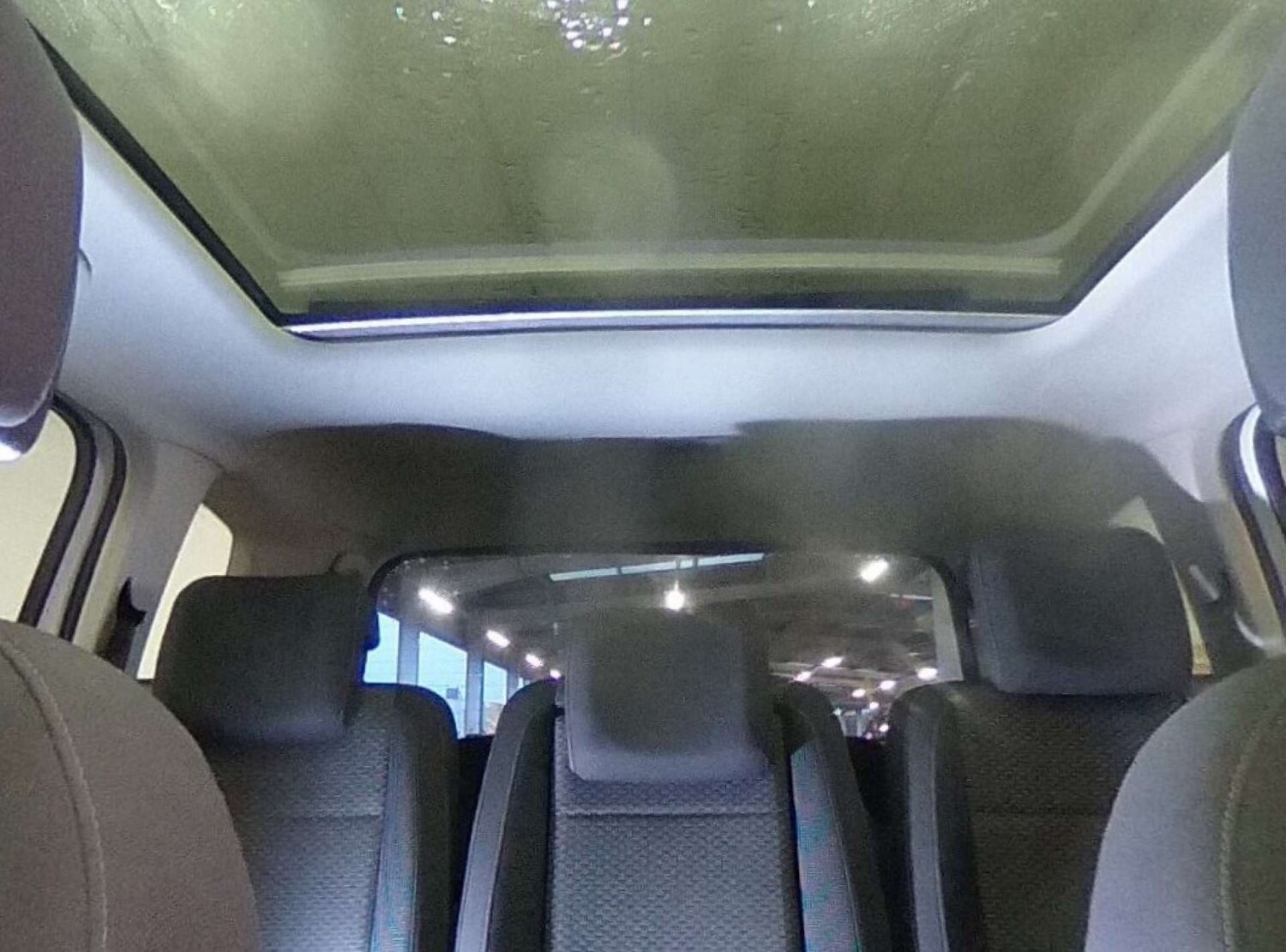 Used Volkswagen Touran 2017 for sale - 76854619: Photo 17