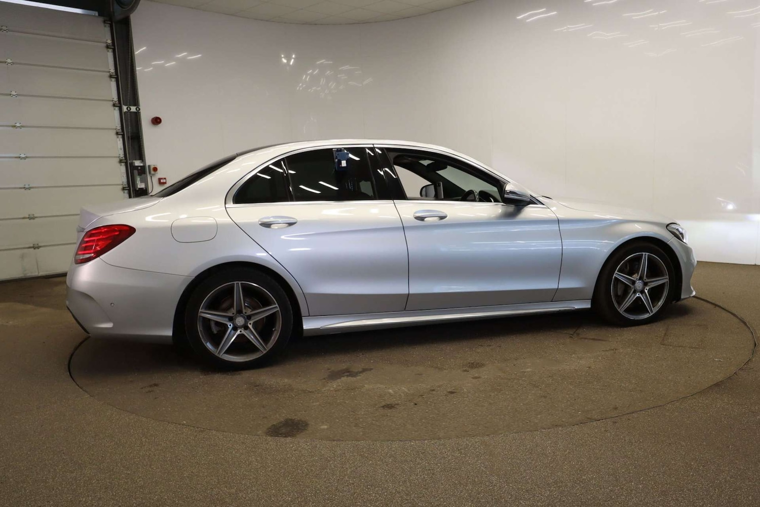 Used Mercedes-Benz C Class 2017 for sale - 76600532: Photo 7