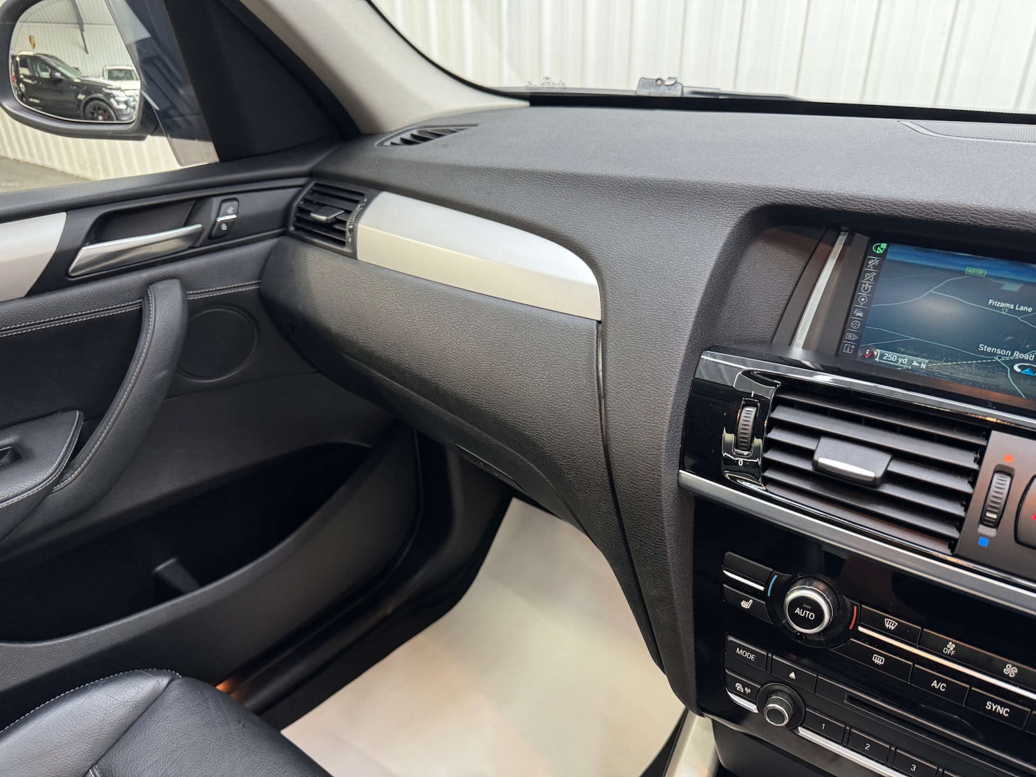 Used BMW X3 2014 for sale - 76363903: Photo 90