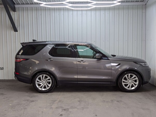 Used Land Rover Discovery 2018 for sale - 76023350: Photo 15