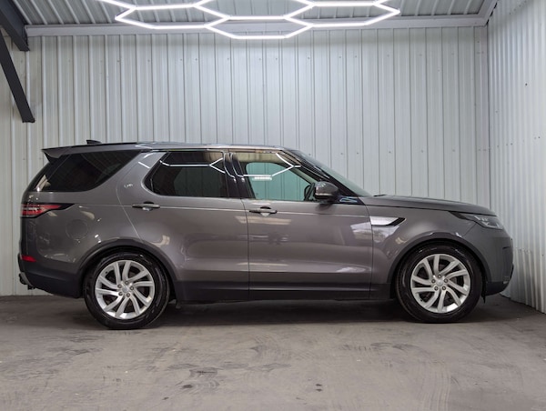 Used Land Rover Discovery 2018 for sale - 76023350: Photo 32