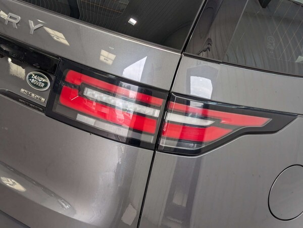 Used Land Rover Discovery 2018 for sale - 76023350: Photo 42