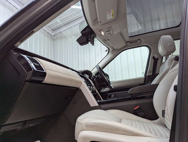 Used Land Rover Discovery 2018 for sale - 76023350: Photo 54
