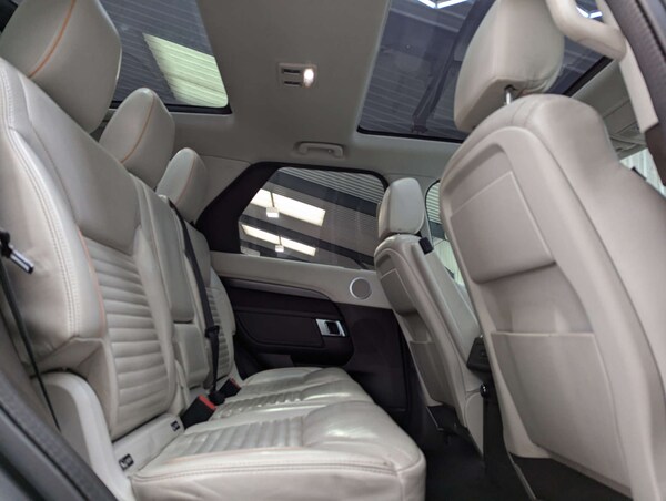 Used Land Rover Discovery 2018 for sale - 76023350: Photo 62