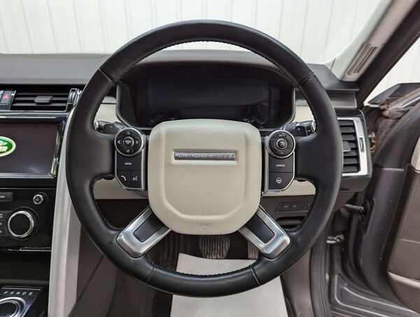 Used Land Rover Discovery 2018 for sale - 76023350: Photo 75