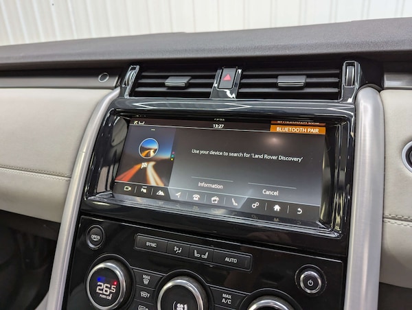 Used Land Rover Discovery 2018 for sale - 76023350: Photo 96