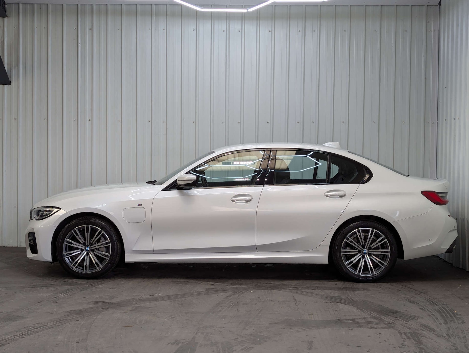 Used BMW 3 Series 2019 for sale - 76334979: Photo 15