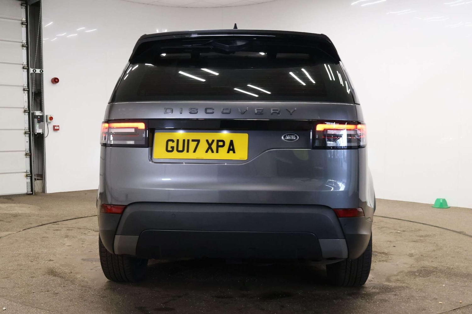 Used Land Rover Discovery 2017 for sale - 76630391: Photo 13