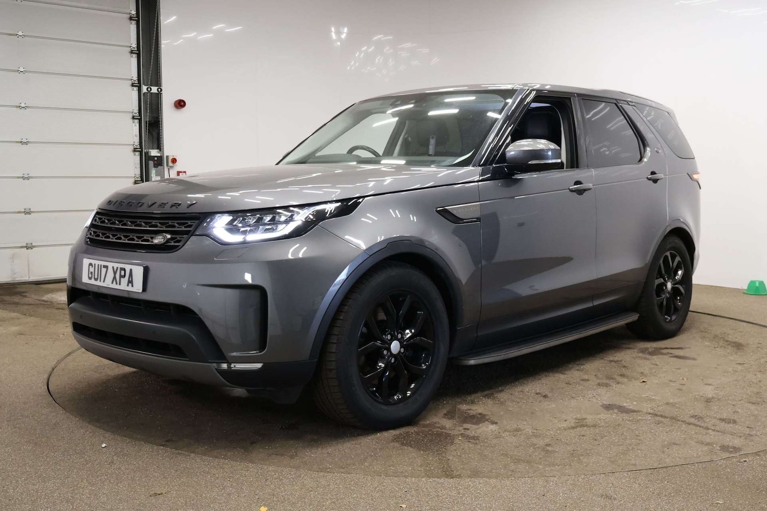 Used Land Rover Discovery 2017 for sale - 76630391: Photo 19