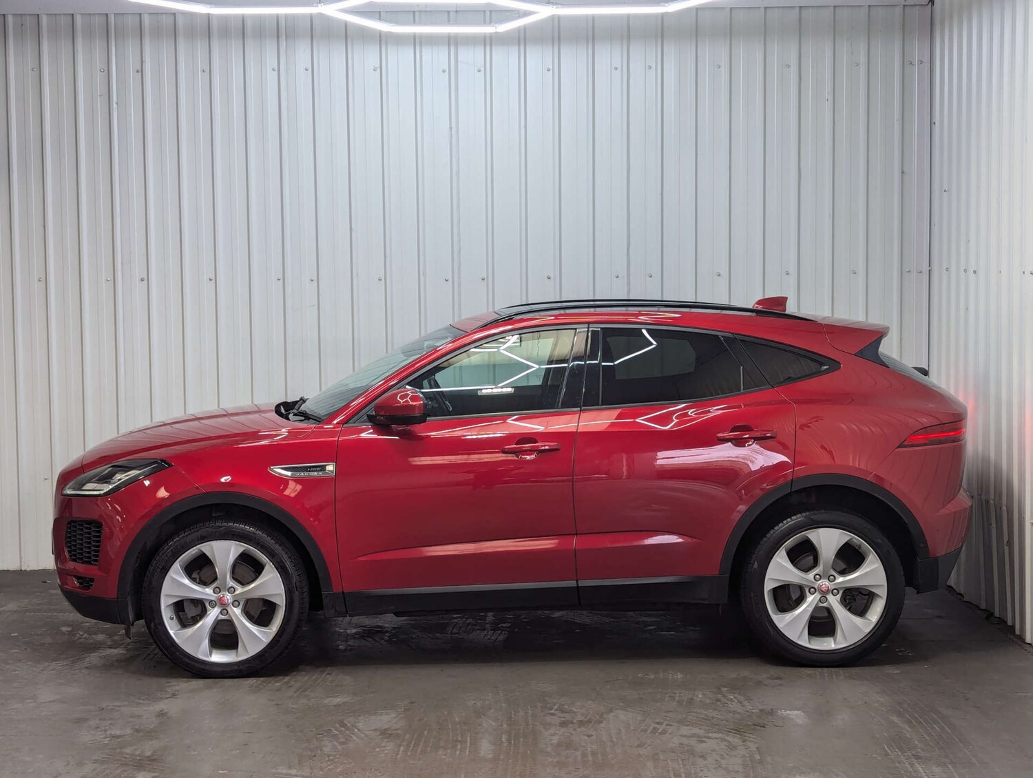 Used Jaguar E-Pace 2018 for sale - 77789090: Photo 14