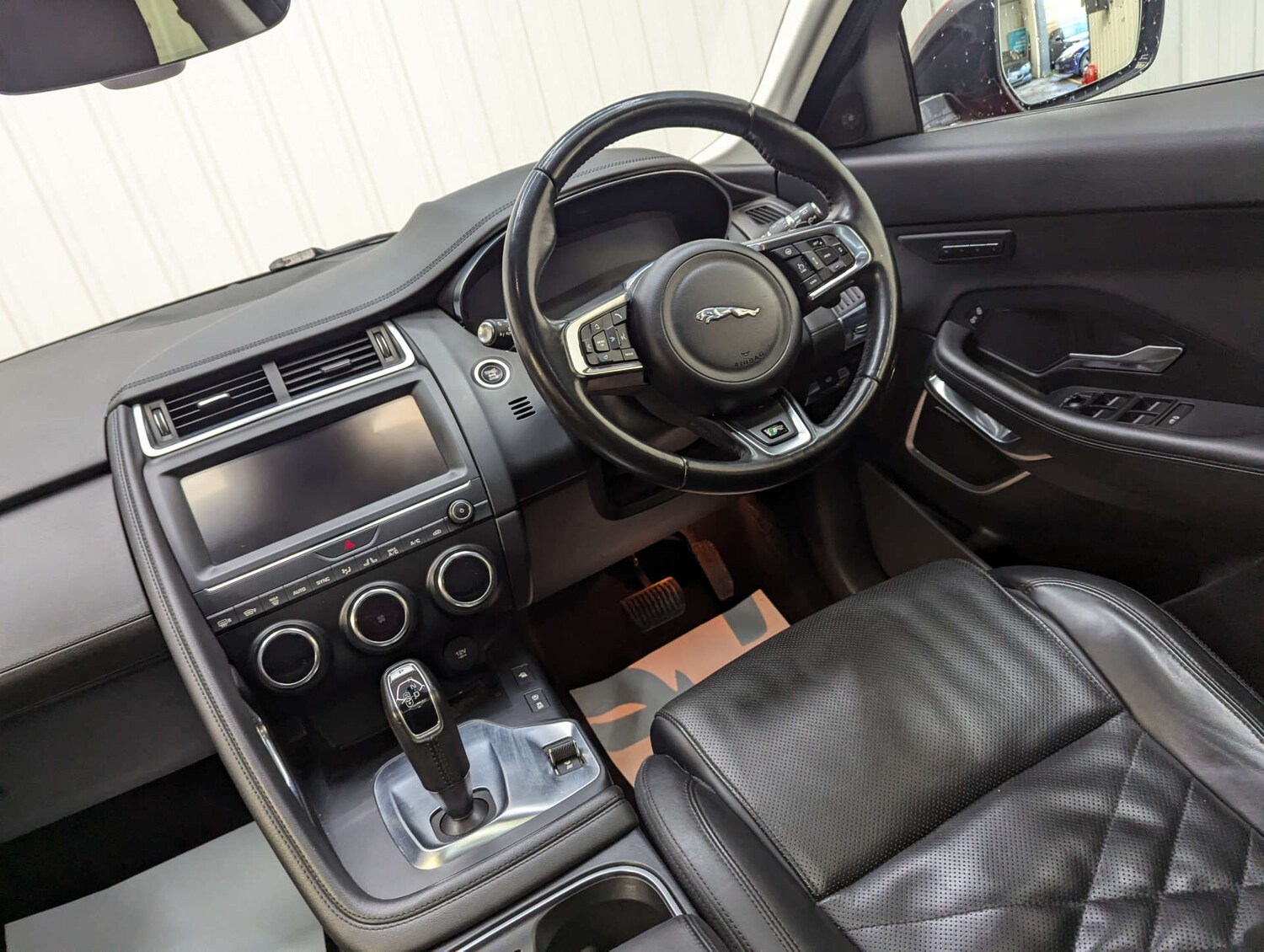 Used Jaguar E-Pace 2018 for sale - 77789090: Photo 47