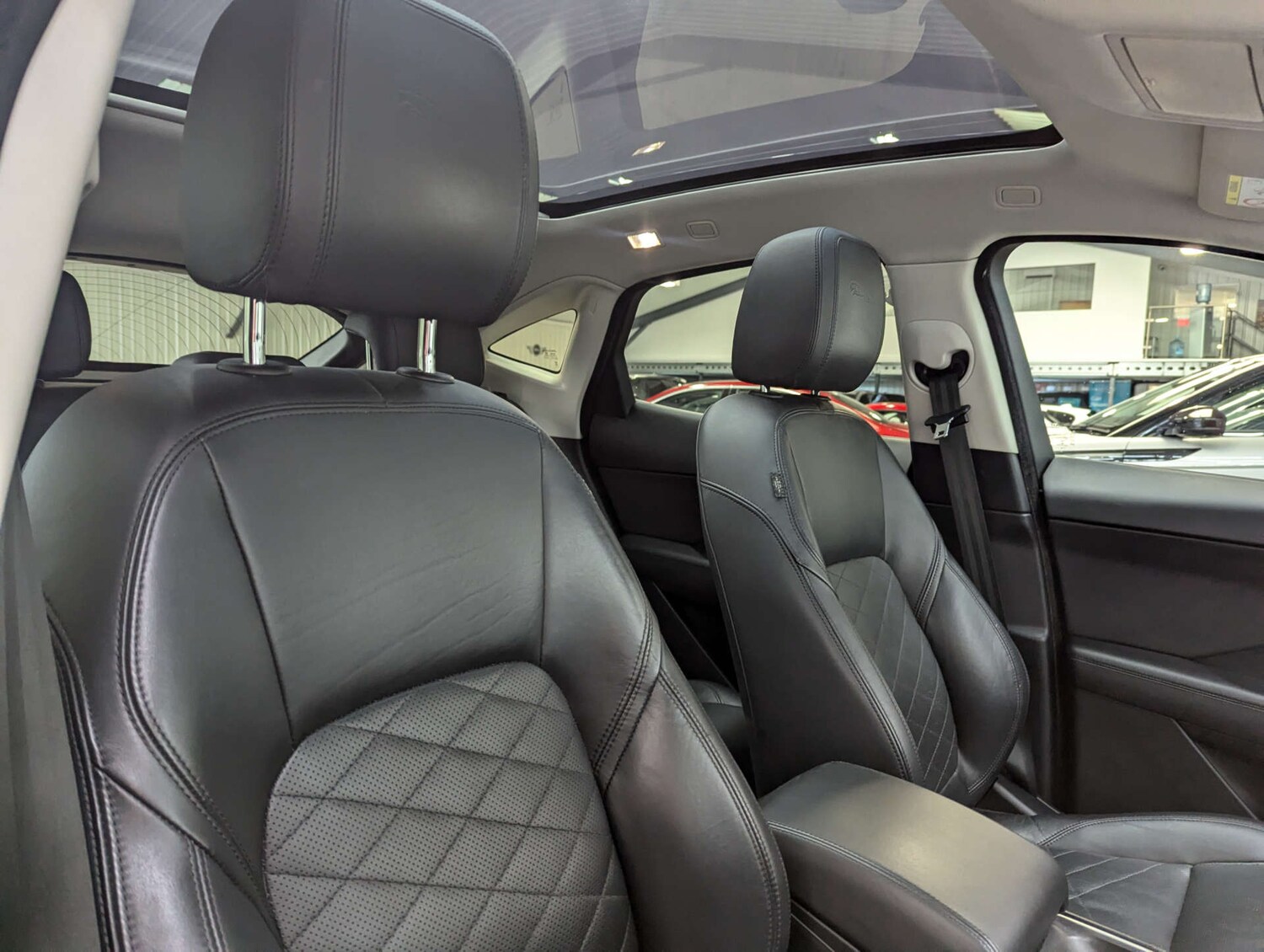 Used Jaguar E-Pace 2018 for sale - 77789090: Photo 51