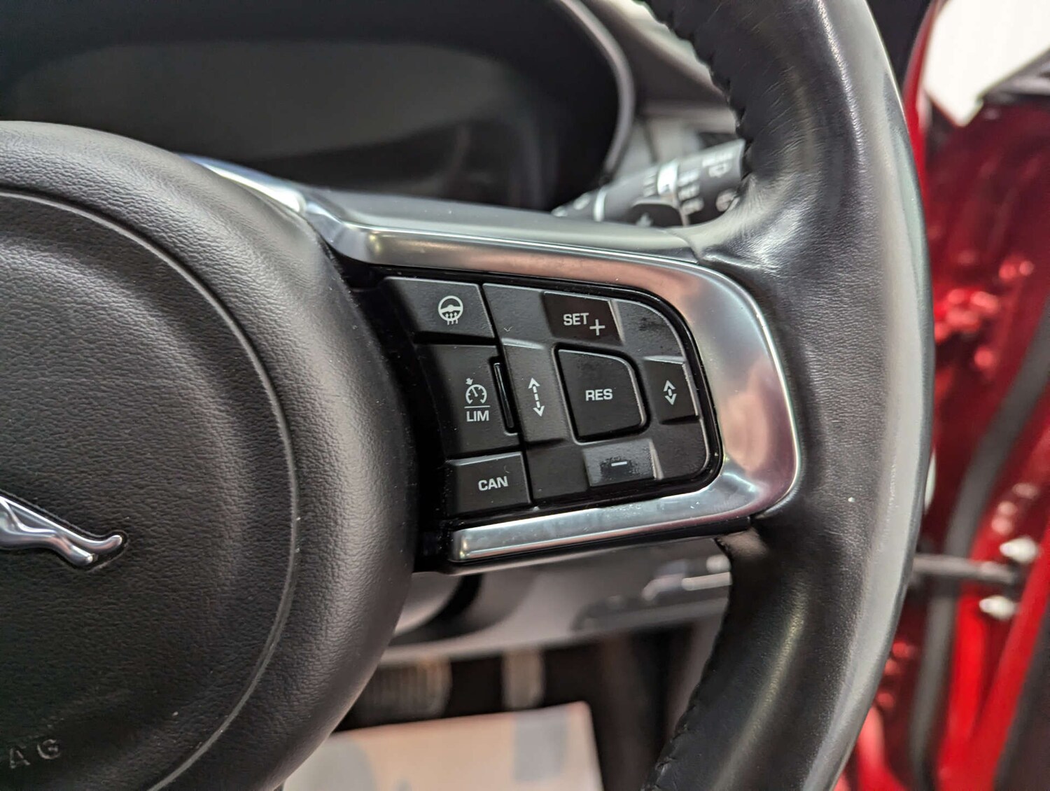 Used Jaguar E-Pace 2018 for sale - 77789090: Photo 77