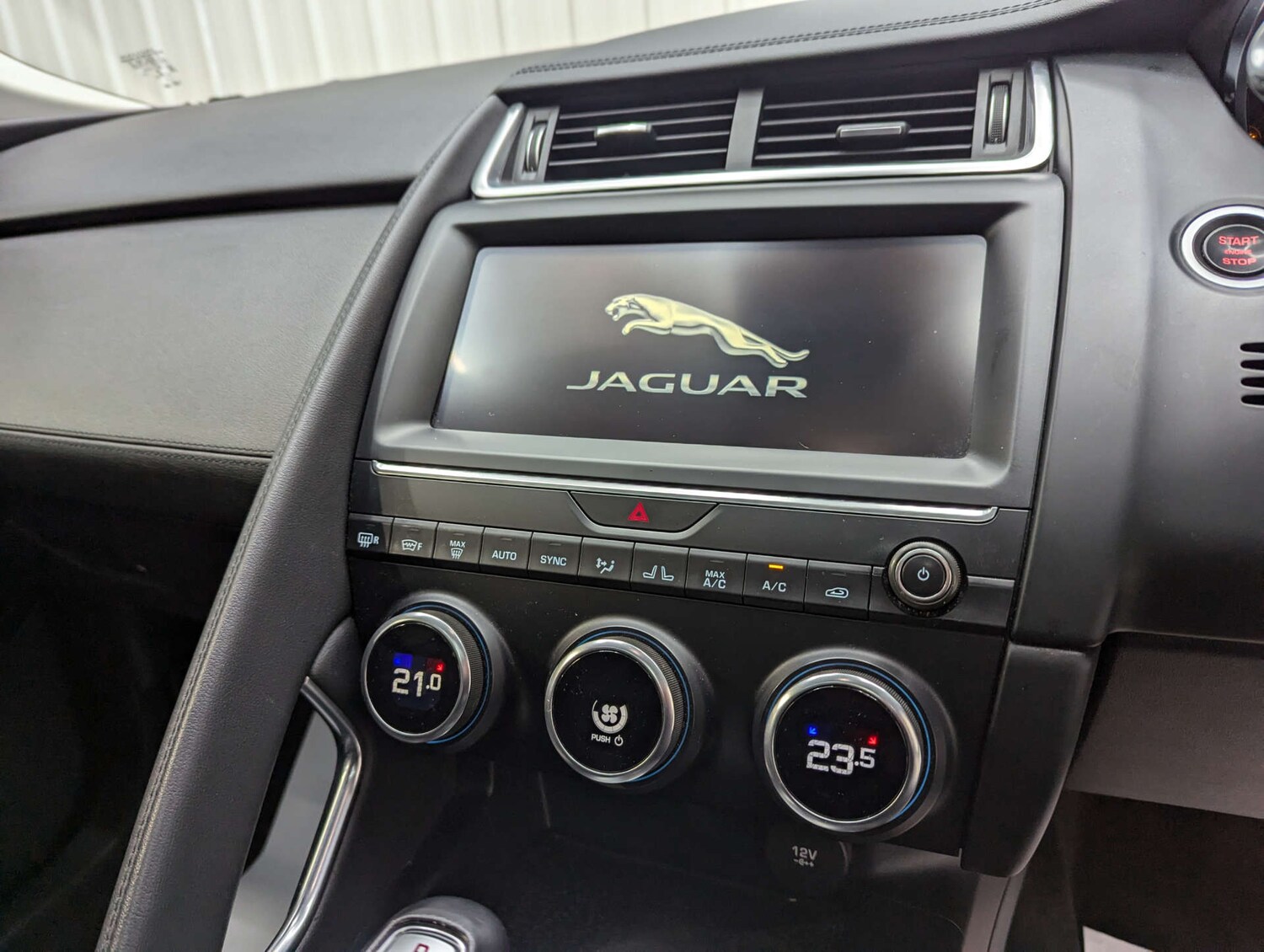 Used Jaguar E-Pace 2018 for sale - 77789090: Photo 86