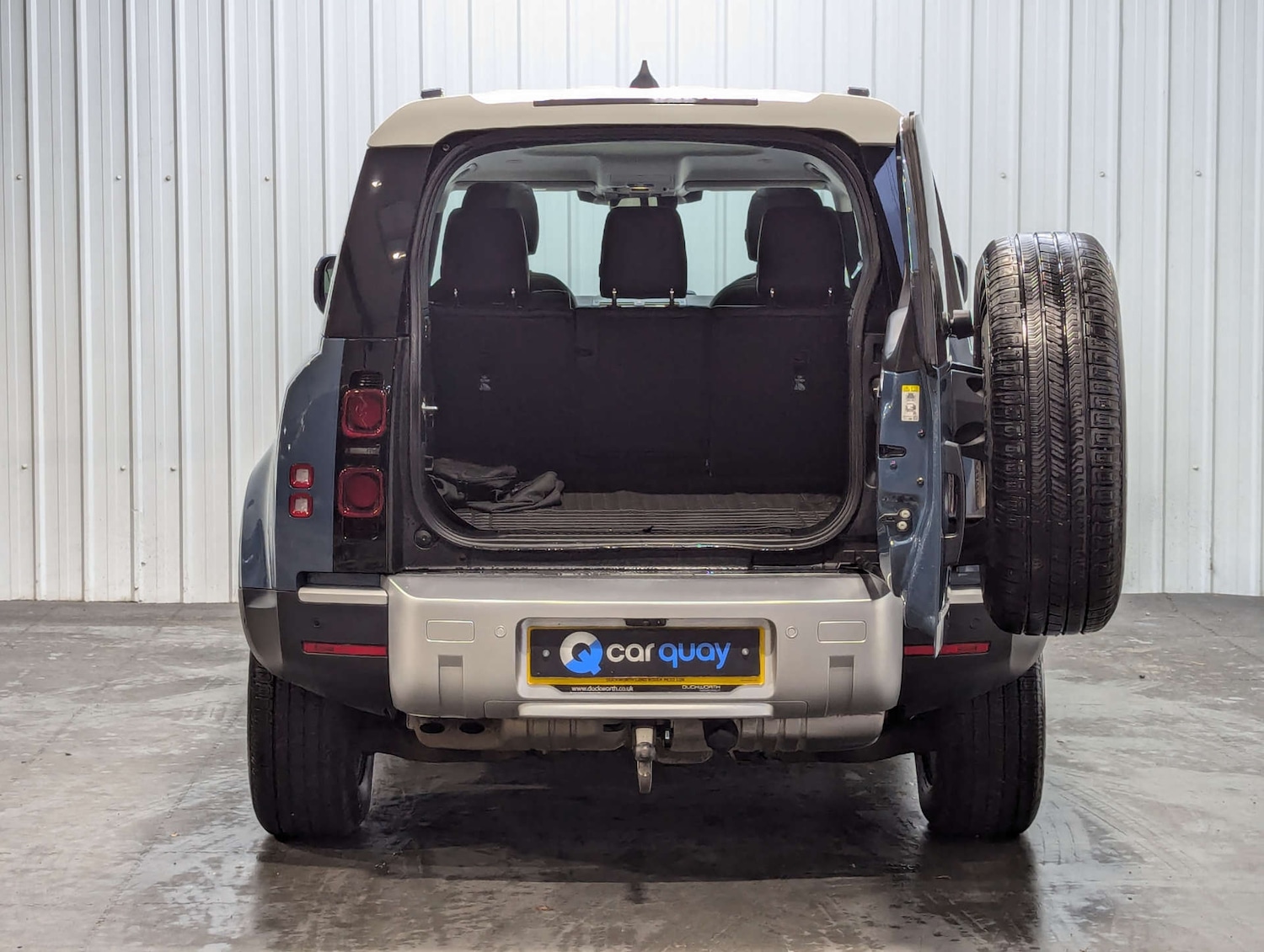 Used Land Rover Defender 2020 for sale - 76410700: Photo 43