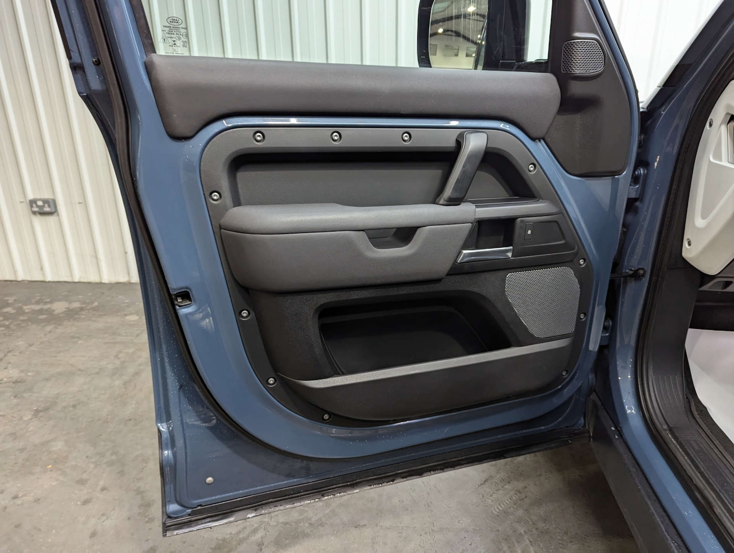 Used Land Rover Defender 2020 for sale - 76410700: Photo 58