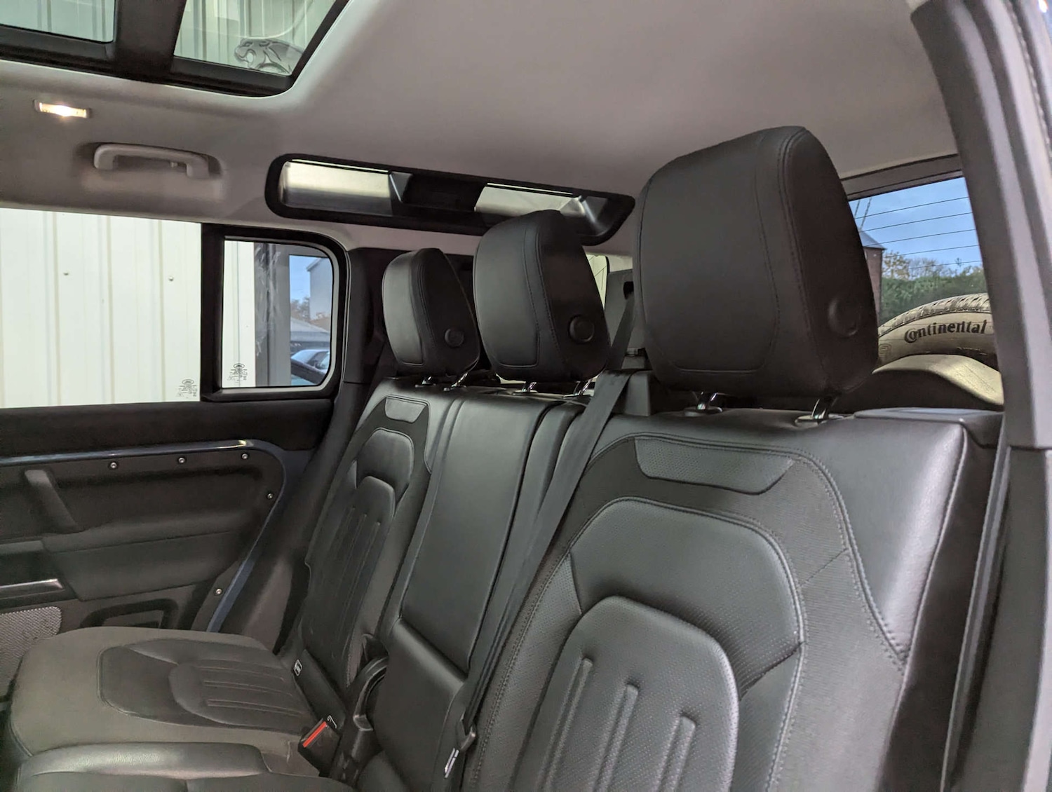 Used Land Rover Defender 2020 for sale - 76410700: Photo 67