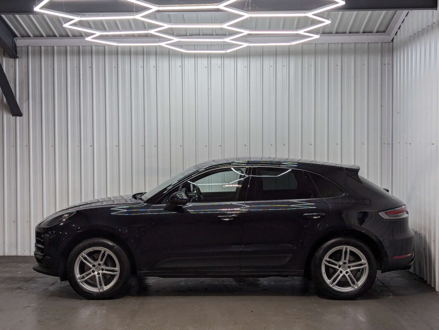 Used Porsche Macan 2019 for sale - 77984299: Photo 17