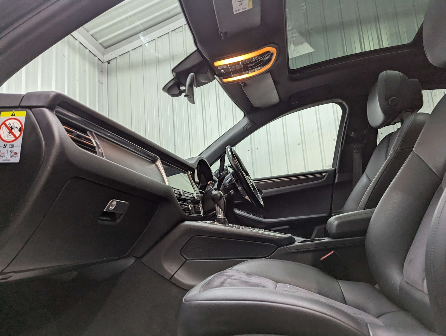 Used Porsche Macan 2019 for sale - 77984299: Photo 58