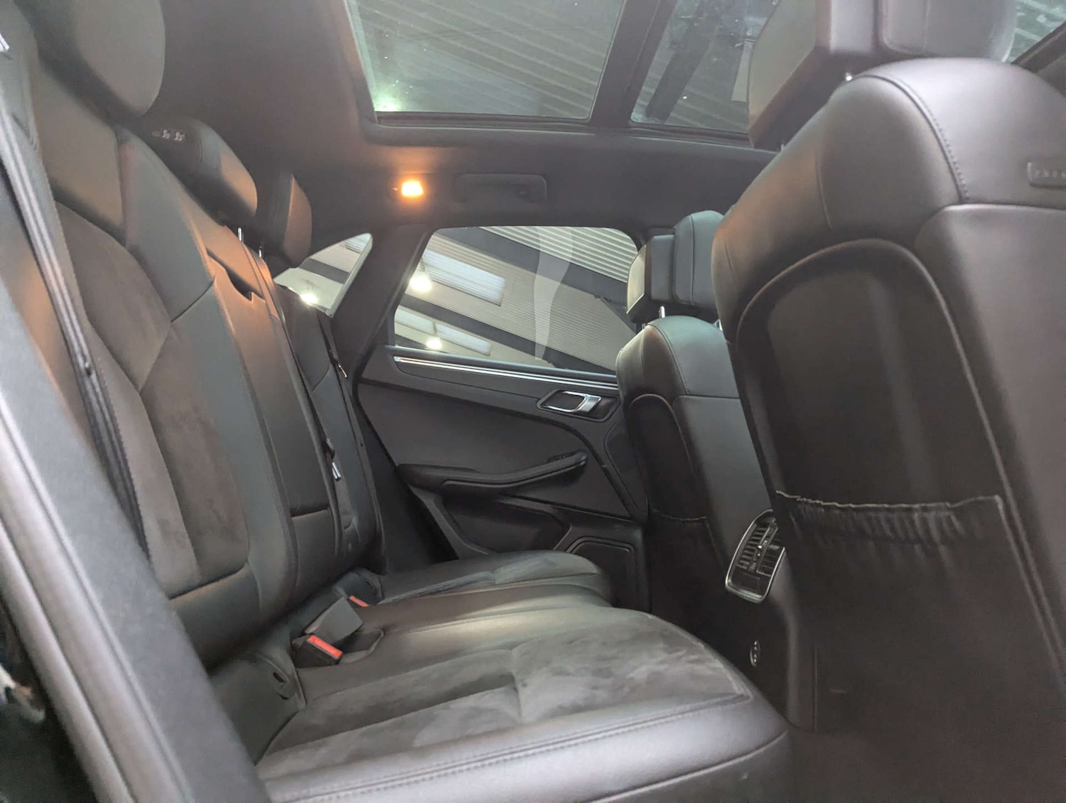 Used Porsche Macan 2019 for sale - 77984299: Photo 66