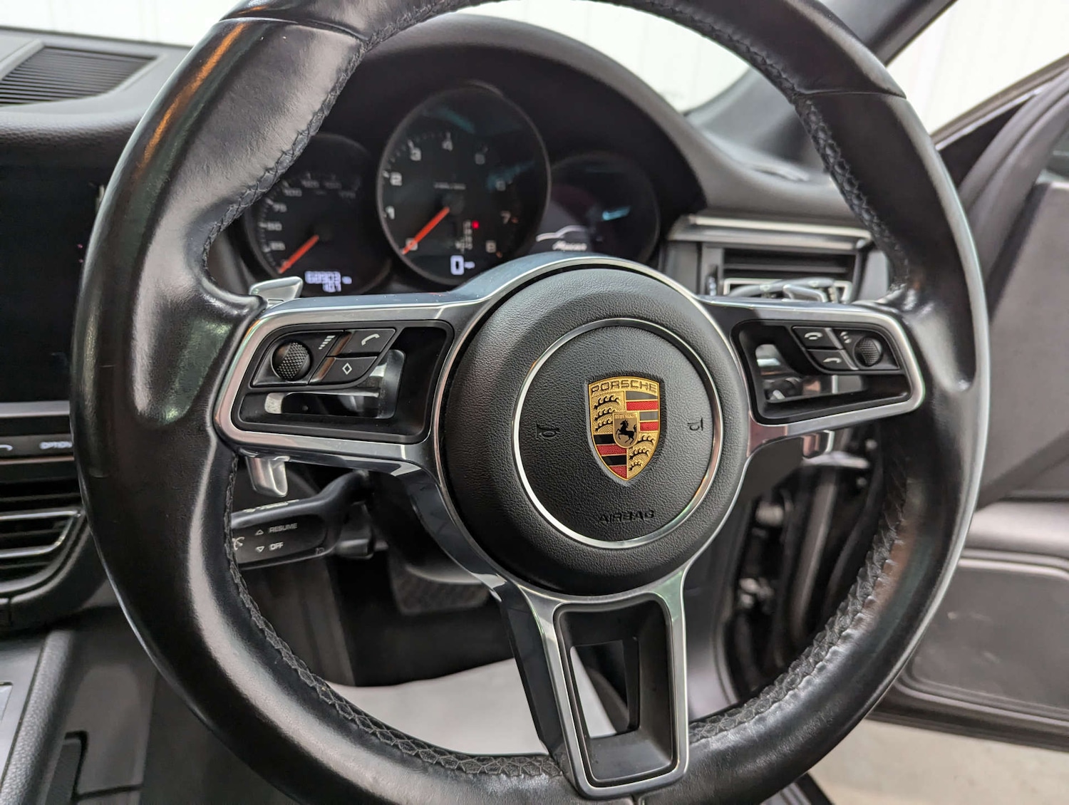 Used Porsche Macan 2019 for sale - 77984299: Photo 79
