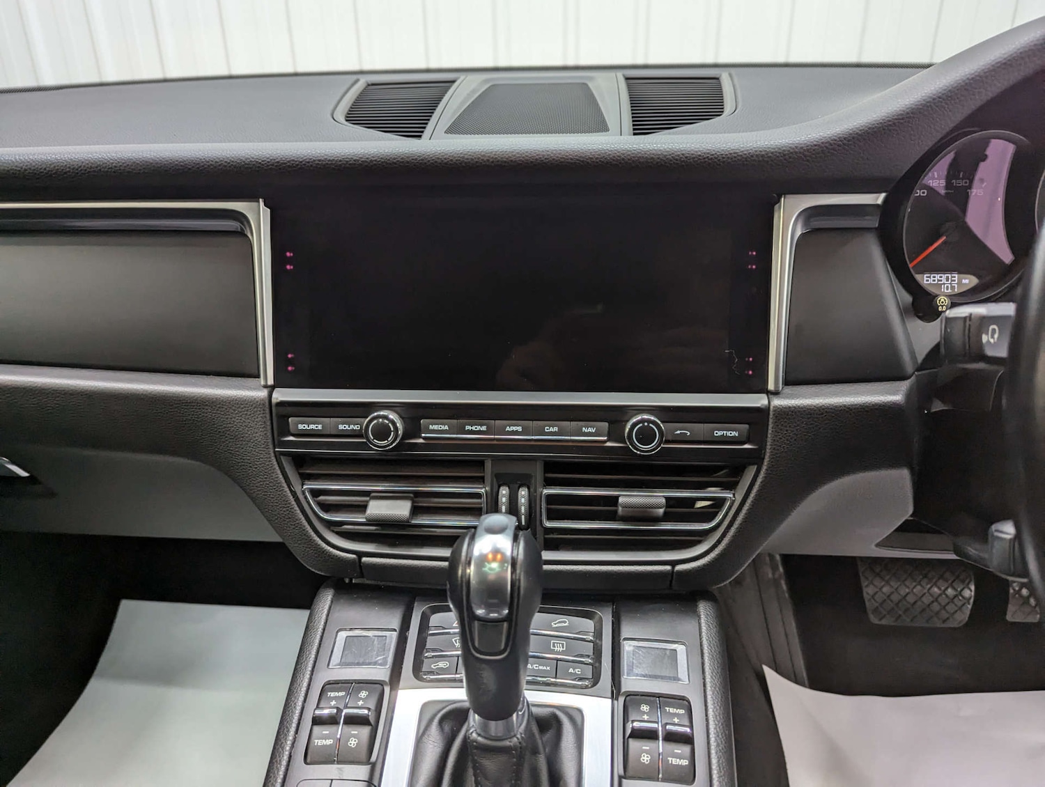 Used Porsche Macan 2019 for sale - 77984299: Photo 85