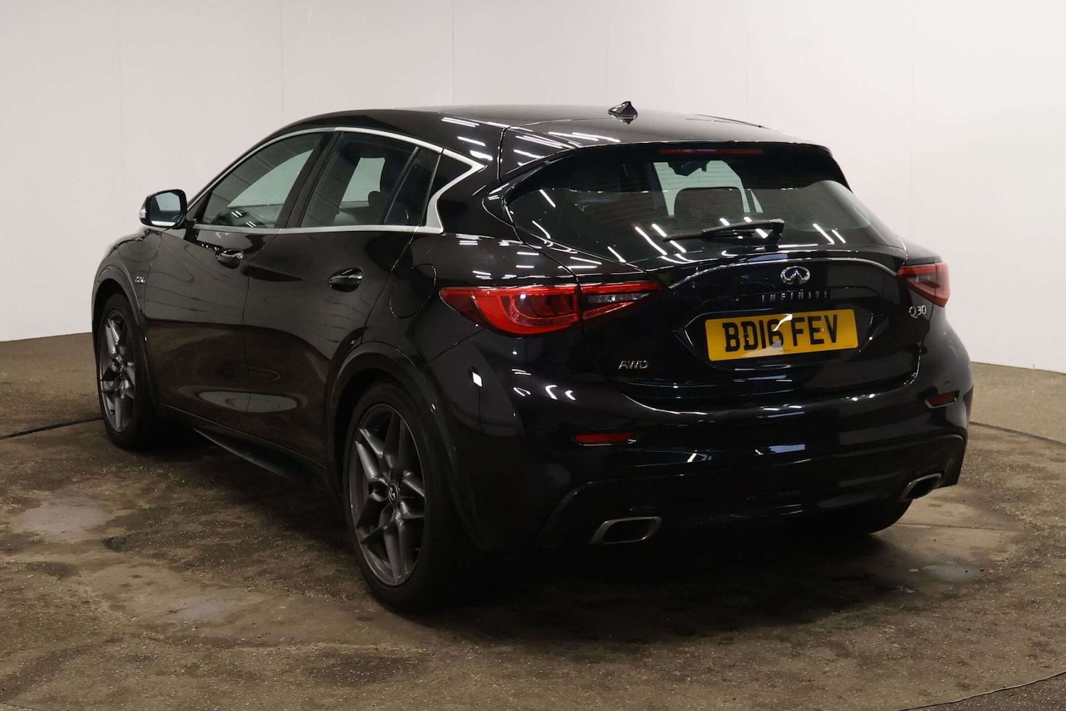 Used Infiniti Q30 2016 for sale - 77434663: Photo 15