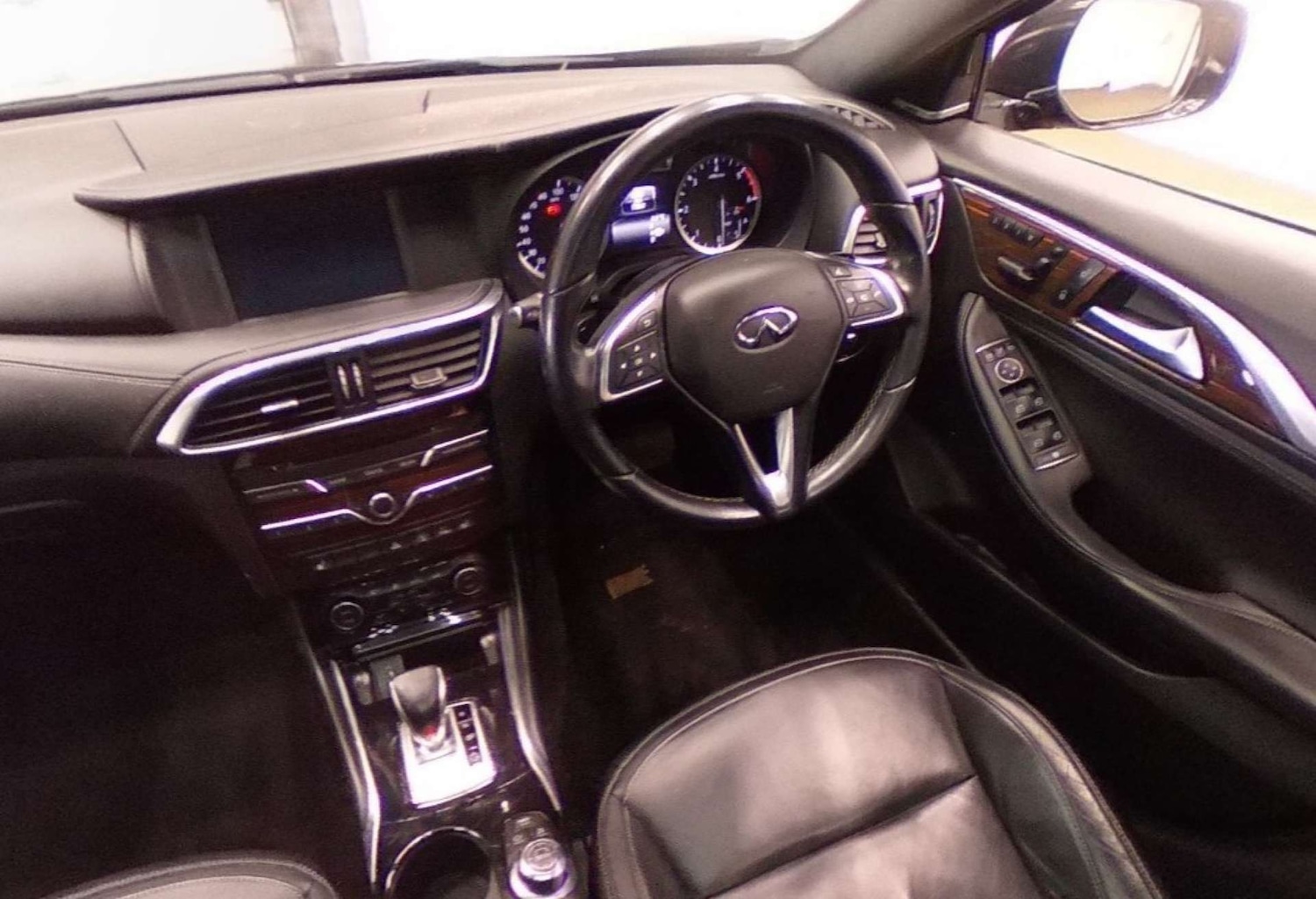 Used Infiniti Q30 2016 for sale - 77434663: Photo 17