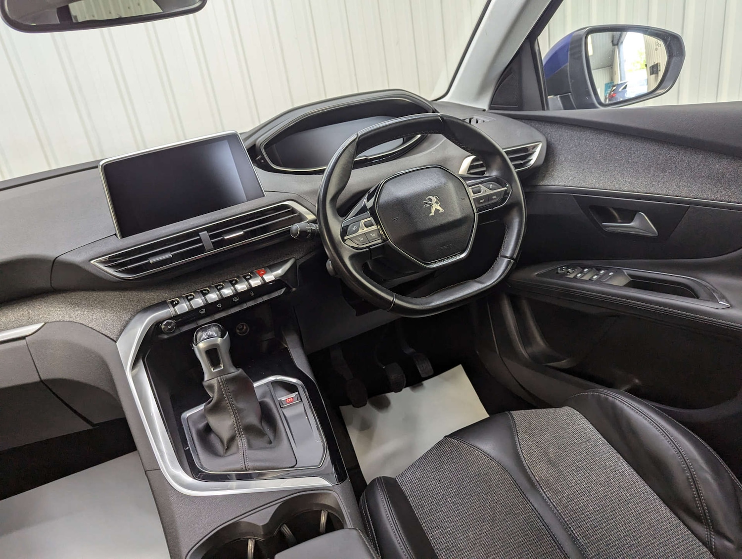 Used Peugeot 3008 2017 for sale - 76891575: Photo 50