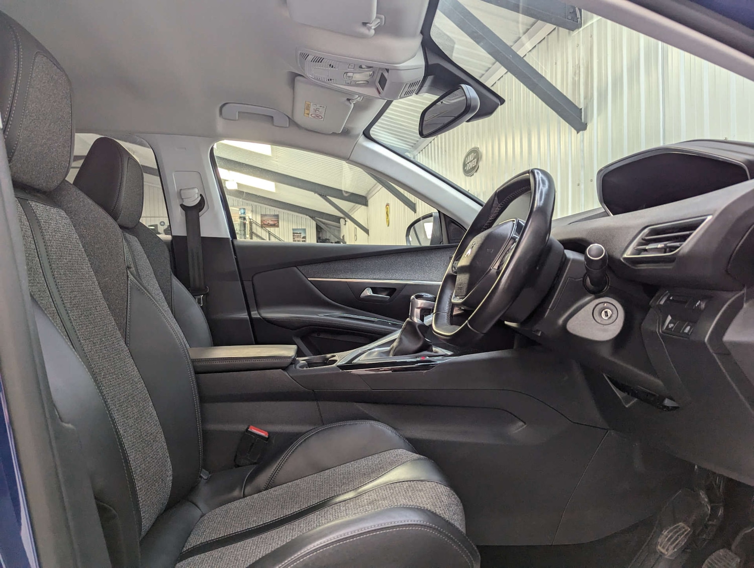 Used Peugeot 3008 2017 for sale - 76891575: Photo 54