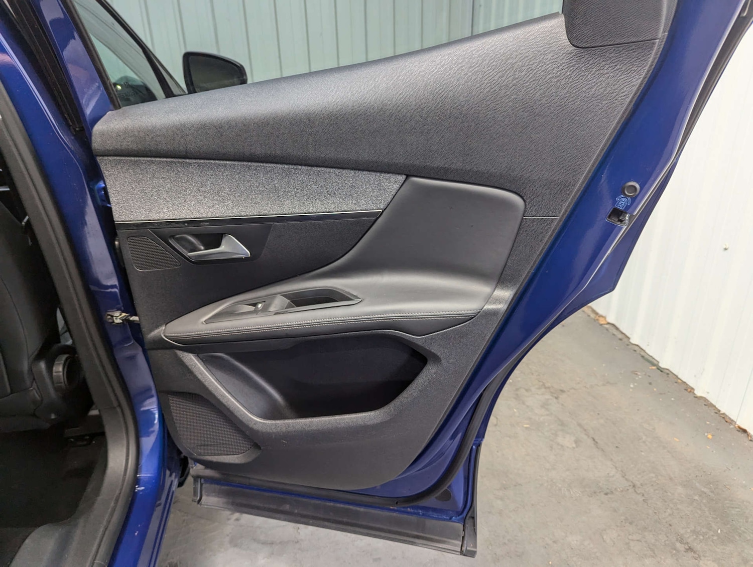 Used Peugeot 3008 2017 for sale - 76891575: Photo 67