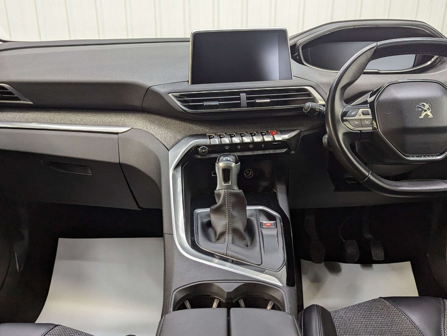 Used Peugeot 3008 2017 for sale - 76891575: Photo 74