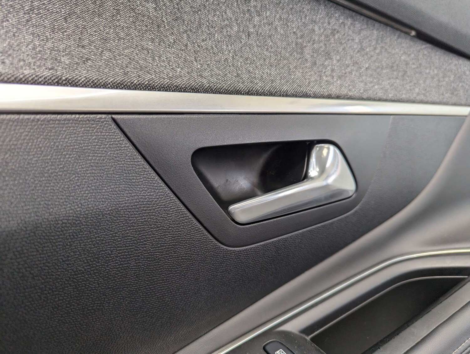 Used Peugeot 3008 2017 for sale - 76891575: Photo 82