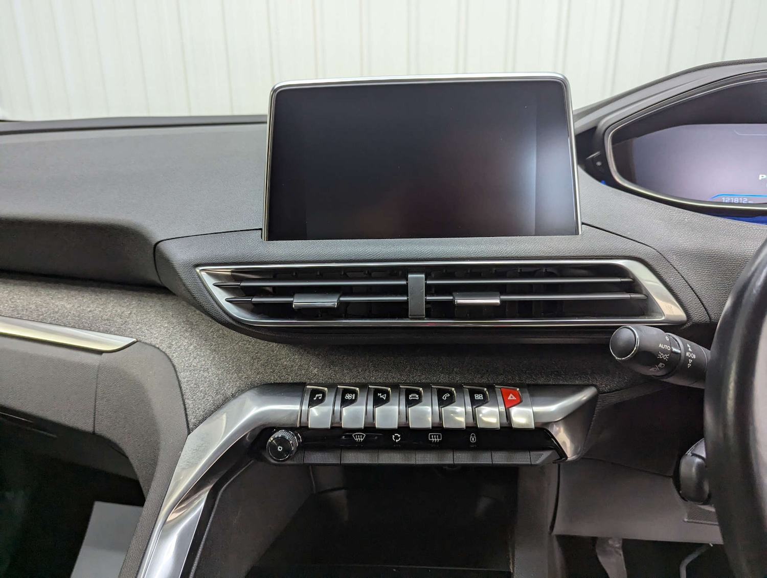 Used Peugeot 3008 2017 for sale - 76891575: Photo 84