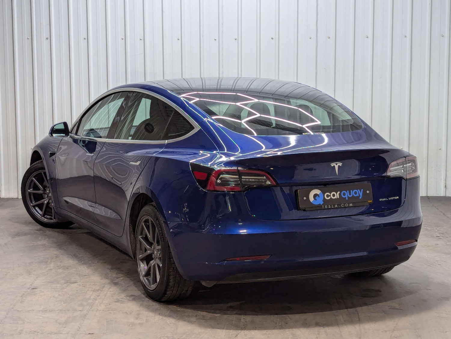 Used Tesla Model 3 2019 for sale - 76669811: Photo 3