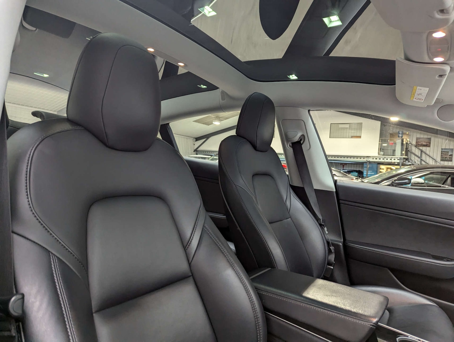 Used Tesla Model 3 2019 for sale - 76669811: Photo 34