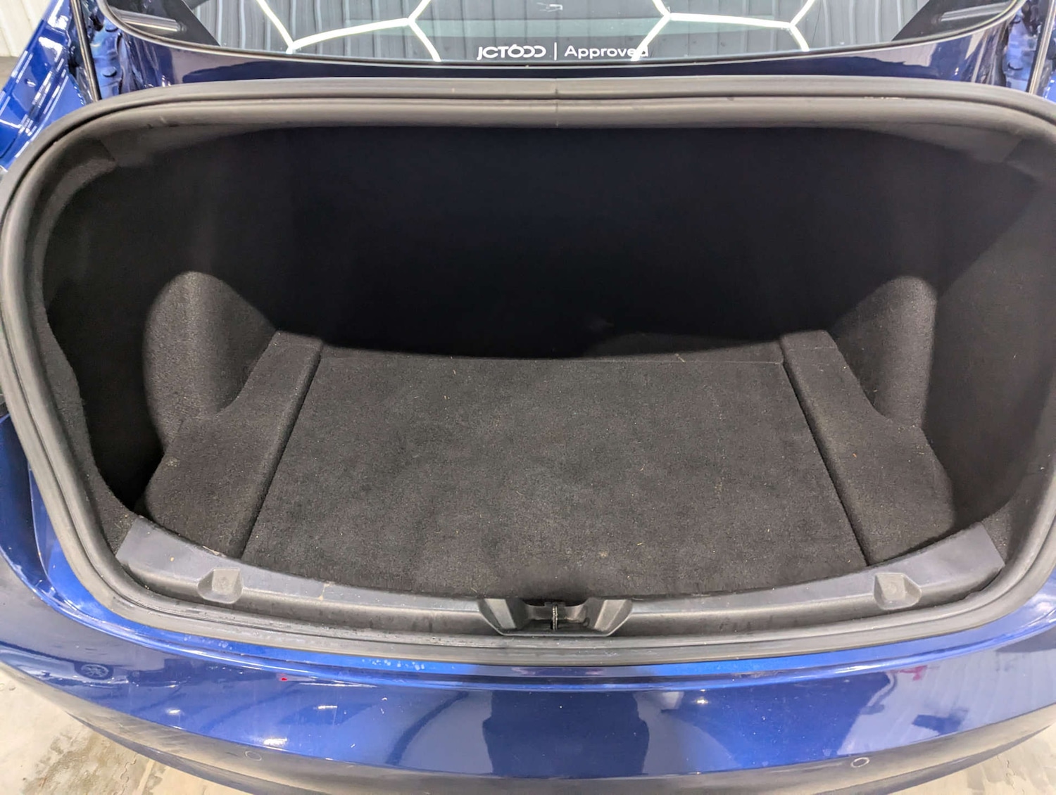 Used Tesla Model 3 2019 for sale - 76669811: Photo 84