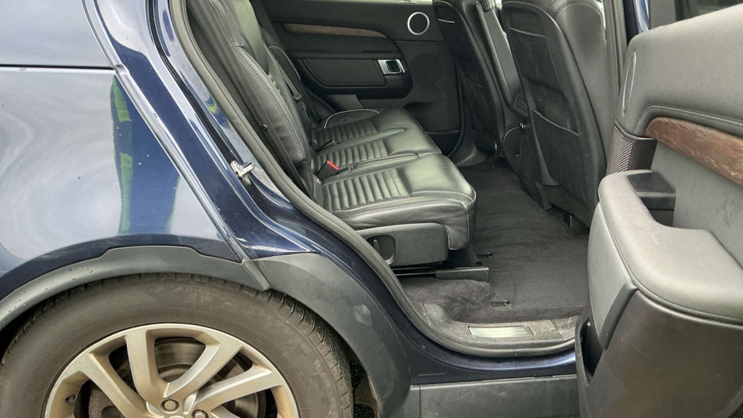 Used Land Rover Discovery 2017 for sale - 76527415: Photo 16